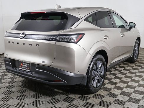 Used 2025 Nissan Murano SL image 13