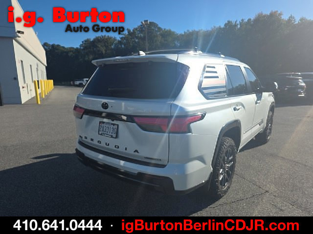 Used 2026 Toyota Sequoia Platinum AWD/4WD image 7