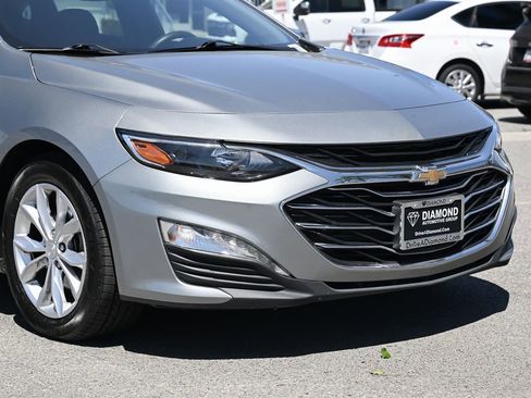 Used 2023 Chevrolet Malibu LT FWD image 9