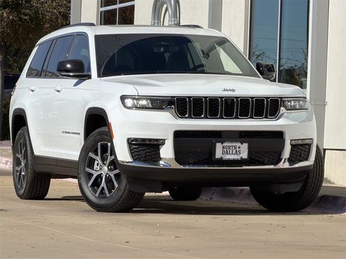 New 2025 Jeep Grand Cherokee L Limited w/ Luxury Tech Group II image 2