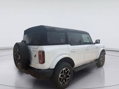 Used 2023 Ford Bronco Outer Banks AWD/4WD image 5