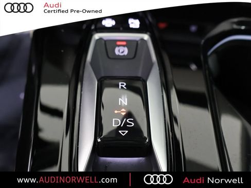 Certified 2025 Audi Q5 Premium w/ Convenience Package AWD/4WD image 4