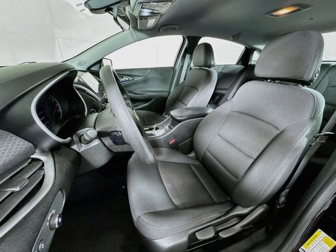 Used 2022 Chevrolet Malibu LS FWD image 19