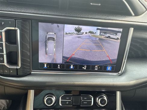 Certified 2021 GMC Yukon Denali image 14