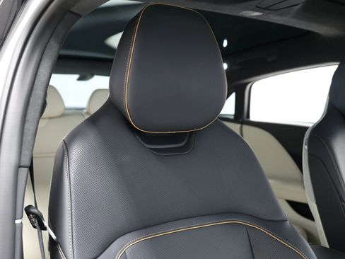 Used 2023 Lucid Air Touring image 80