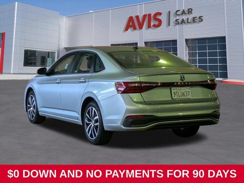 Used 2025 Volkswagen Jetta SE FWD image 10