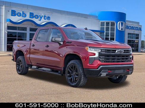 Used 2023 Chevrolet Silverado 1500 LT Trail Boss w/ Protection Package image 1
