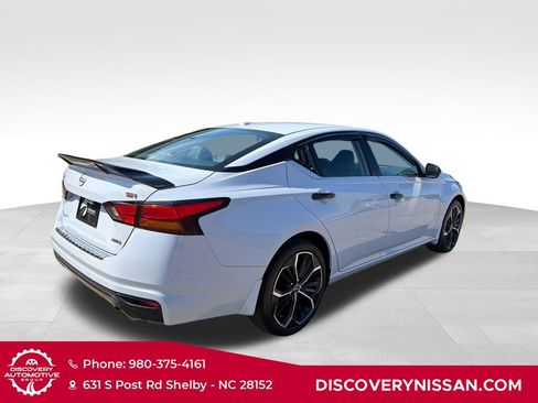 Certified 2023 Nissan Altima 2.5 SR AWD/4WD image 8