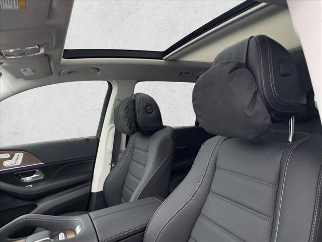 New 2026 Mercedes-Benz GLS 450 4MATIC image 15