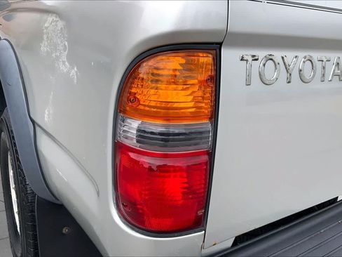 Used 2003 Toyota Tacoma PreRunner RWD image 25