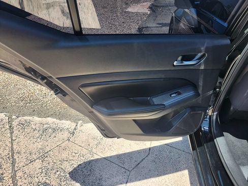 Used 2019 Nissan Altima 2.5 SV FWD image 16