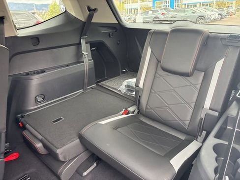 New 2026 Volkswagen Atlas Peak Edition AWD/4WD image 9