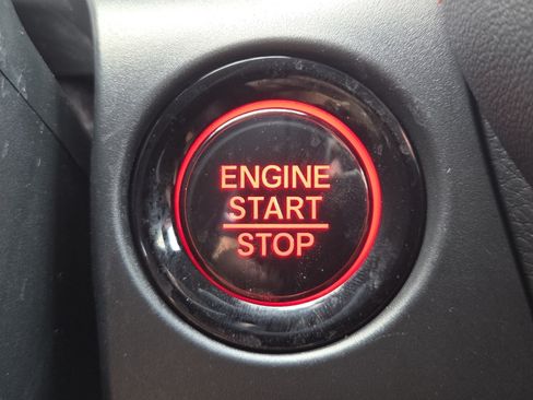 Used 2024 Honda HR-V Sport image 32