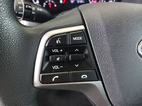 Used 2022 Hyundai Accent SEL FWD image 32