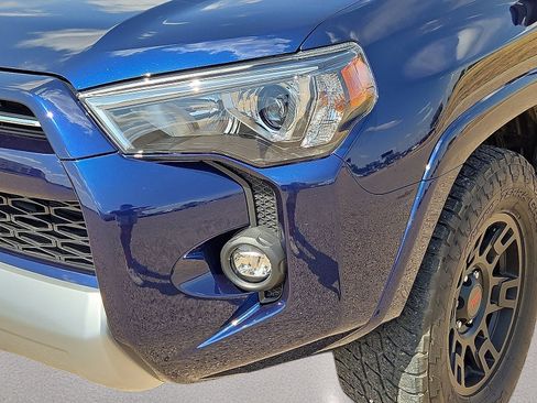 Used 2024 Toyota 4Runner TRD Off-Road Premium w/ Moonroof Package AWD/4WD image 9