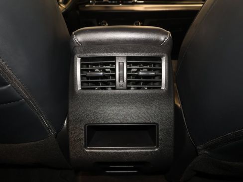 Used 2025 Mitsubishi Outlander SE AWD/4WD image 31