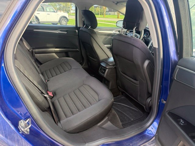 Used 2013 Ford Fusion SE FWD image 17