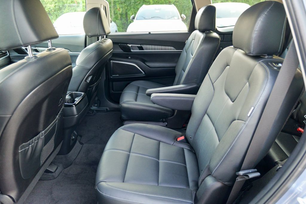 Used 2023 Kia Telluride SX AWD/4WD image 27