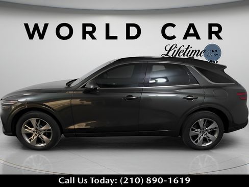 Used 2025 Genesis GV70 3.5T Sport AWD/4WD image 6