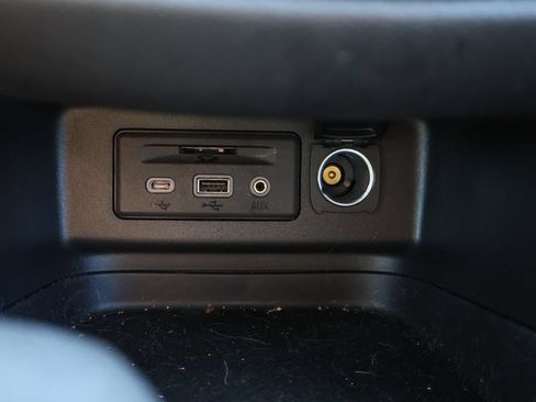 Used 2024 Chevrolet Equinox LT FWD image 30