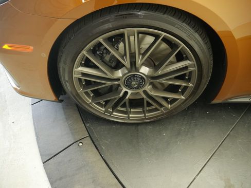 Certified 2025 Porsche Panamera Turbo AWD/4WD image 14
