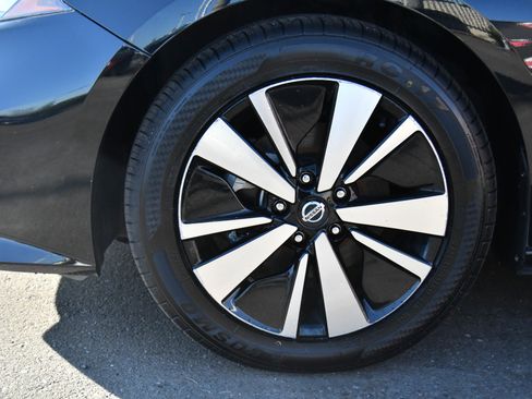 Used 2022 Nissan Altima 2.5 SV image 12