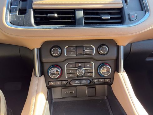 Used 2024 Chevrolet Tahoe Premier image 23