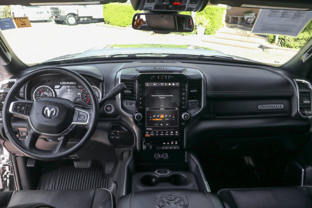 Used 2024 RAM 2500 Laramie w/ Sport Appearance Package AWD/4WD image 30
