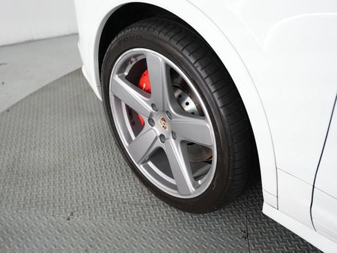 Used 2016 Porsche Cayenne GTS AWD/4WD image 62