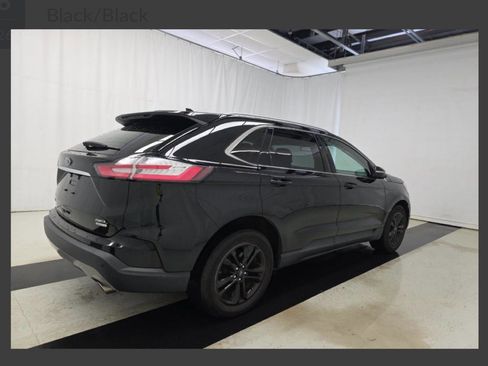 Used 2020 Ford Edge SEL FWD image 2