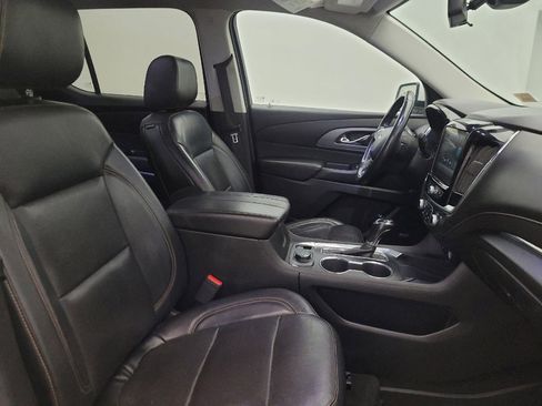 Used 2018 Chevrolet Traverse Premier w/ LPO, Floor Liner Package AWD/4WD image 21