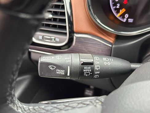 Used 2021 Jeep Grand Cherokee Overland image 15