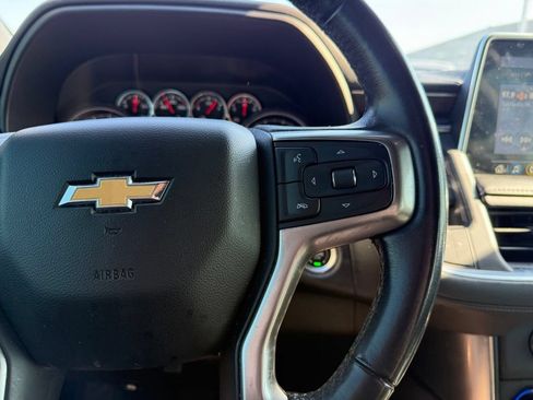 Used 2021 Chevrolet Suburban LT AWD/4WD image 11