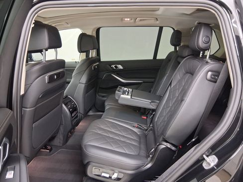 Certified 2024 BMW X7 xDrive40i w/ Parking Assistance Package AWD/4WD image 14