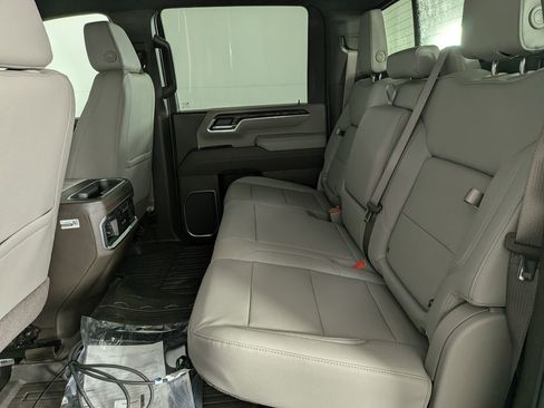 New 2026 GMC Sierra 3500 SLT w/ SLT Premium Package image 29