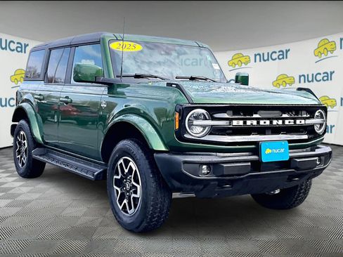 Used 2025 Ford Bronco Outer Banks image 1