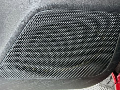 Used 2022 Toyota Tacoma SR image 18