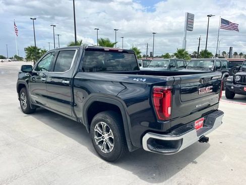 Used 2025 GMC Sierra 1500 SLT AWD/4WD image 6
