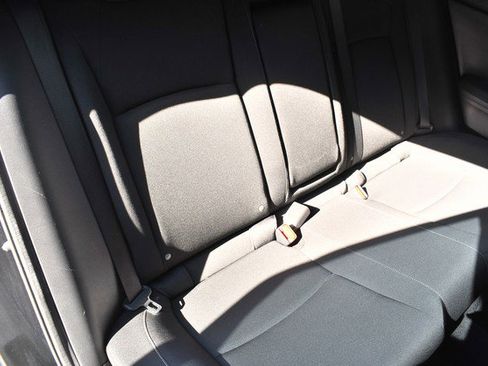 Used 2018 Honda Civic EX image 29