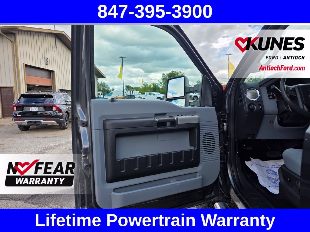 Used 2016 Ford F350 XLT w/ XLT Interior Package AWD/4WD image 21