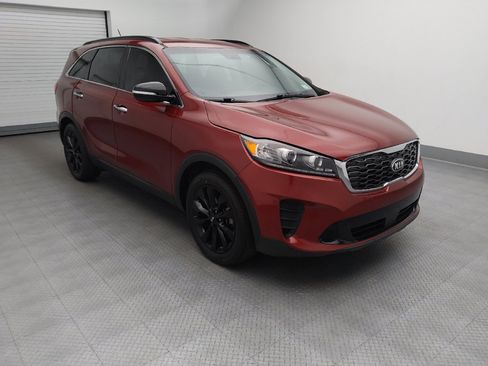 Used 2020 Kia Sorento S FWD image 13