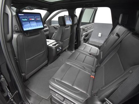 Used 2022 GMC Yukon Denali w/ Denali Ultimate Package image 40