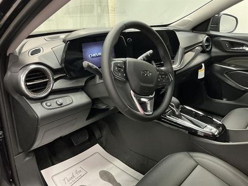 New 2026 Chevrolet Trax ACTIV w/ Driver Confidence Package FWD image 10