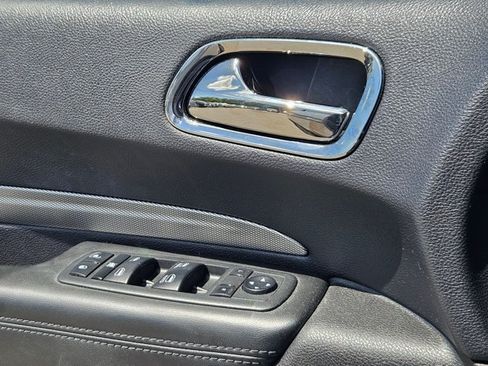 Used 2019 Dodge Durango GT AWD/4WD image 6