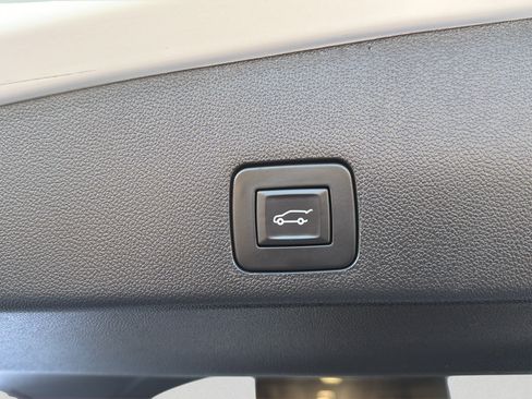 Used 2024 Buick Encore GX Avenir w/ Avenir Technology Package AWD/4WD image 28