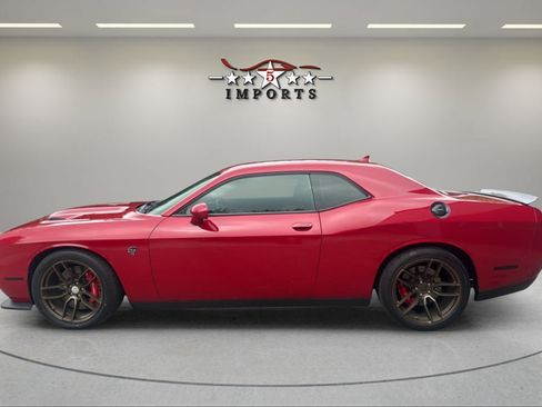 Used 2015 Dodge Challenger SRT Hellcat RWD image 3