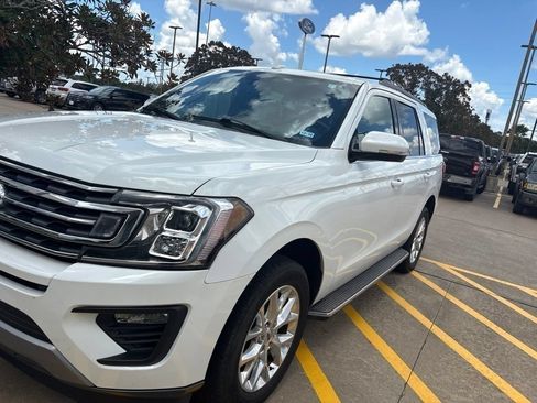 Used 2020 Ford Expedition XLT w/ Equipment Group 202A RWD image 1