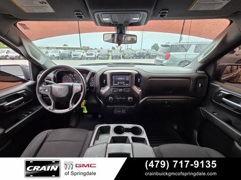 Used 2021 Chevrolet Silverado 1500 Custom Trail Boss AWD/4WD image 25