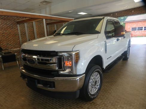 Used 2019 Ford F250 XLT w/ FX4 Off-Road Package AWD/4WD image 84