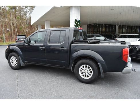Used 2018 Nissan Frontier SV w/ Value Truck Package image 2